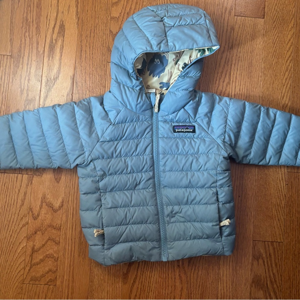 Patagonia  Reversible Light Blue Hooded Jacket baby toddler 12-18m